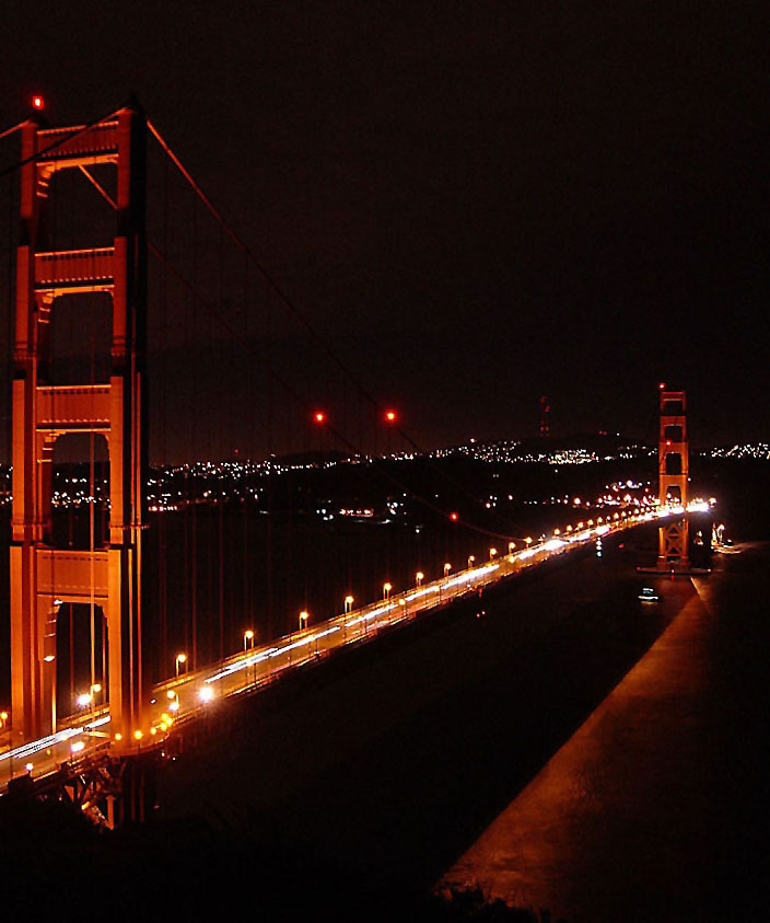 Golden Gate Bridge bei Nacht