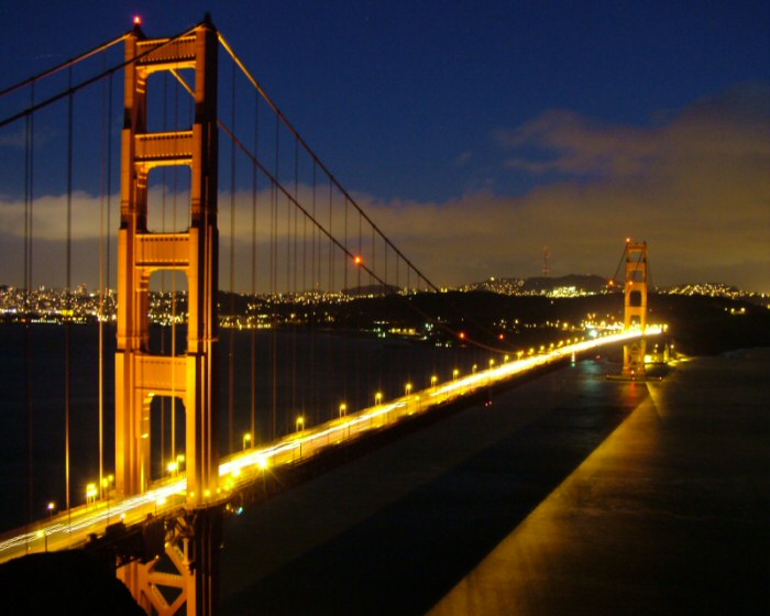 Golden-Gate Bridge bei Nacht