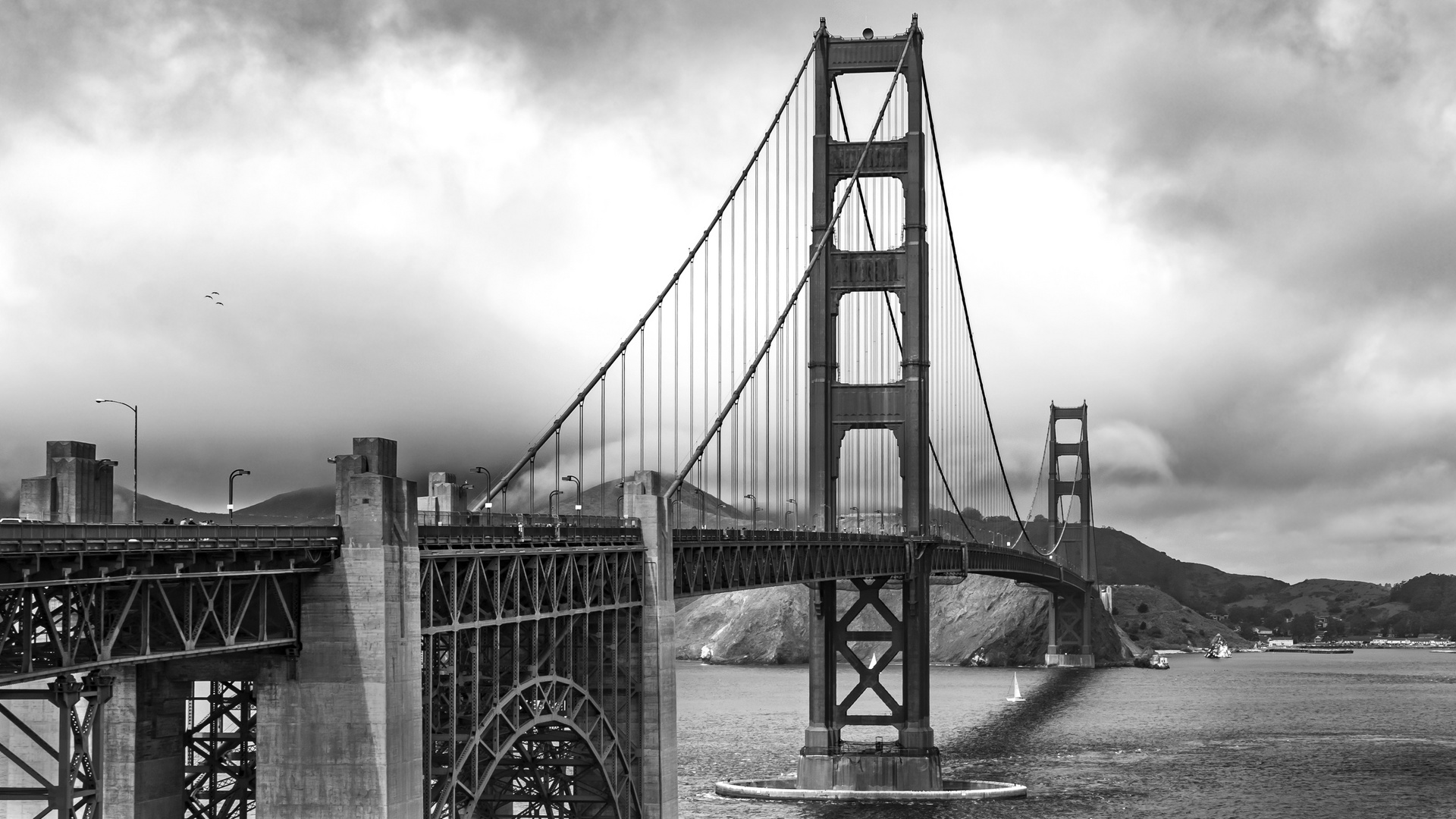 Golden Gate Bridge / b&w