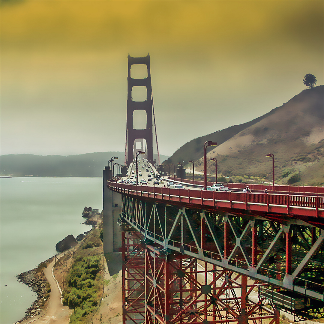 Golden Gate Bridge