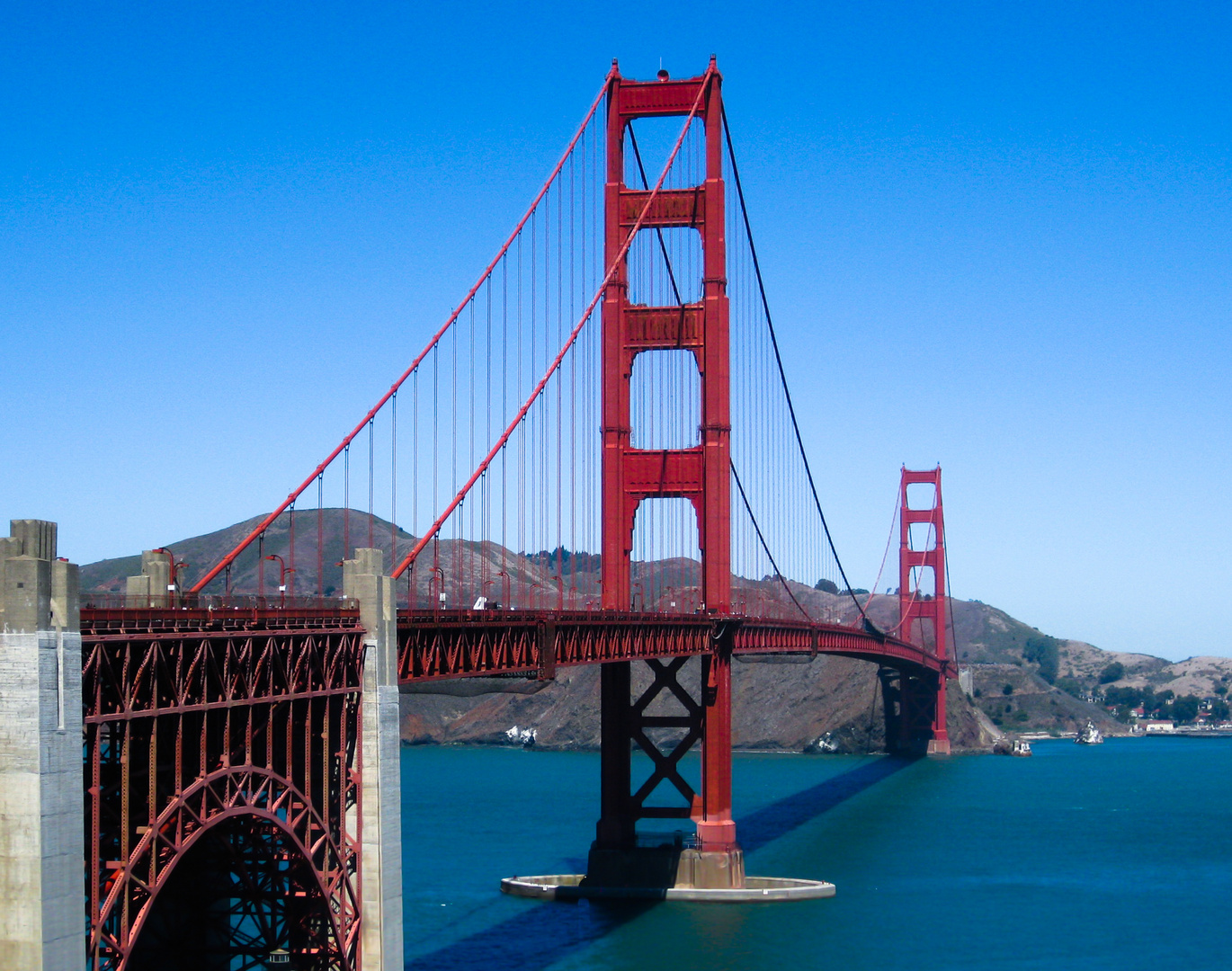 Golden Gate Bridge