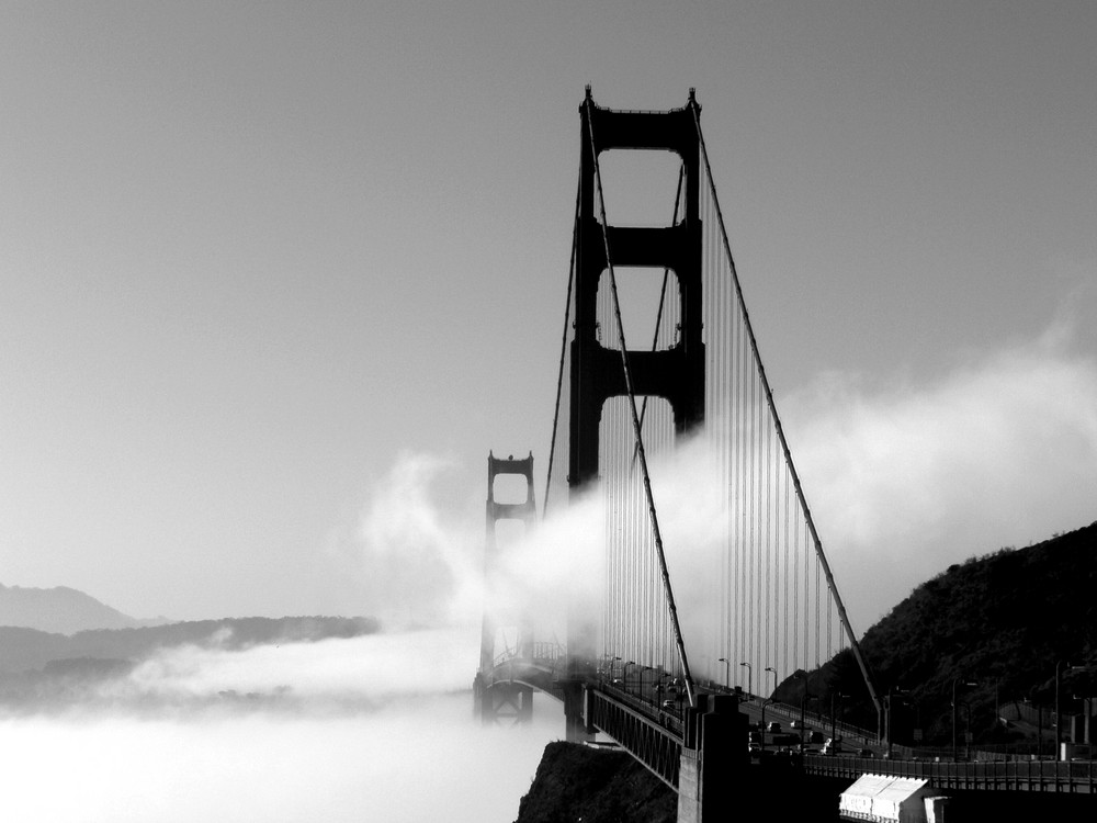 Golden Gate Bridge im Morgennebel