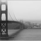 golden gate bridge im nebel
