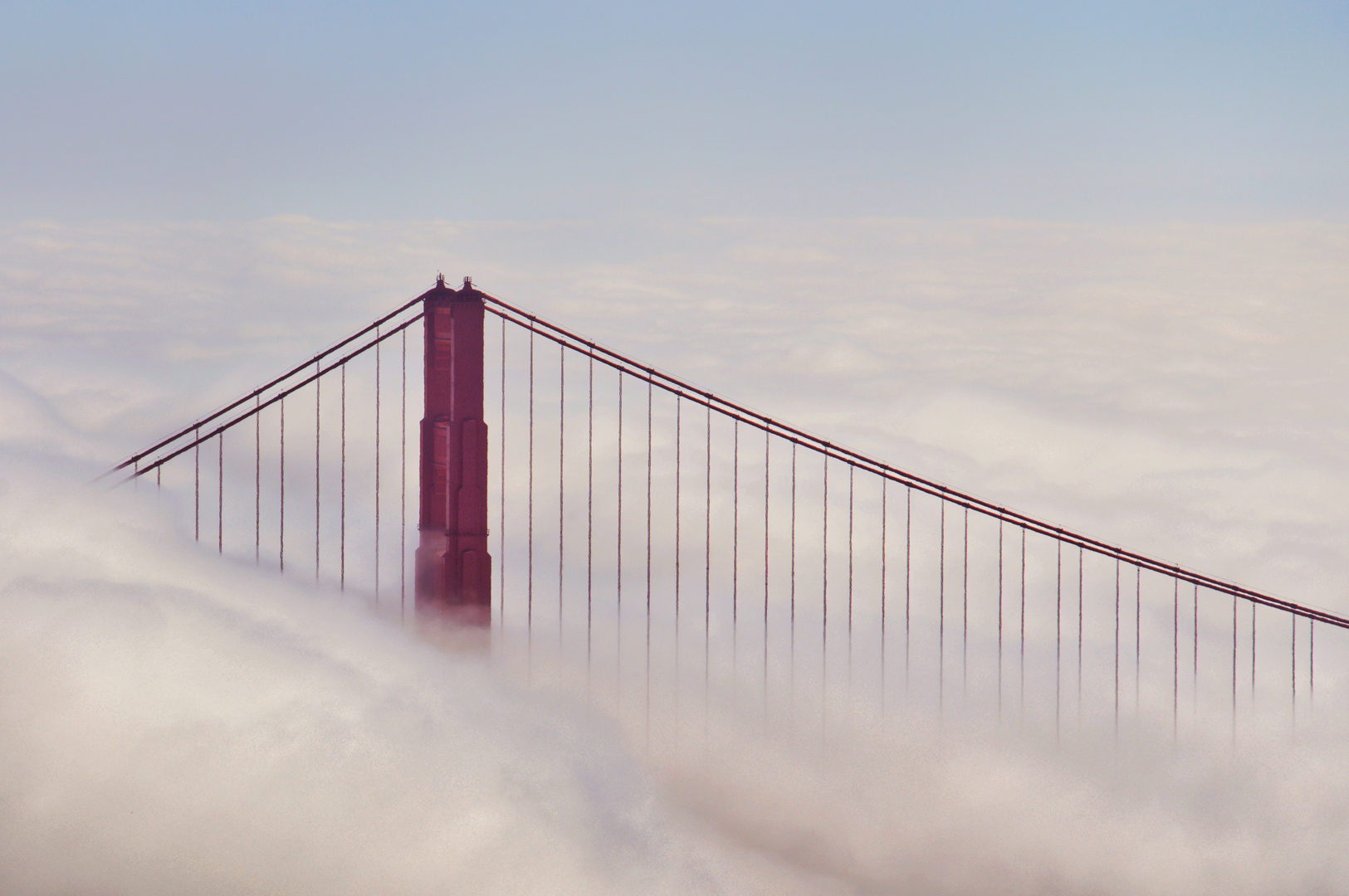 Golden Gate Bridge im Nebel 