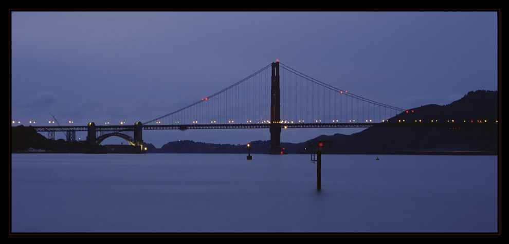 Golden Gate Bridge in der Abenddämmerung