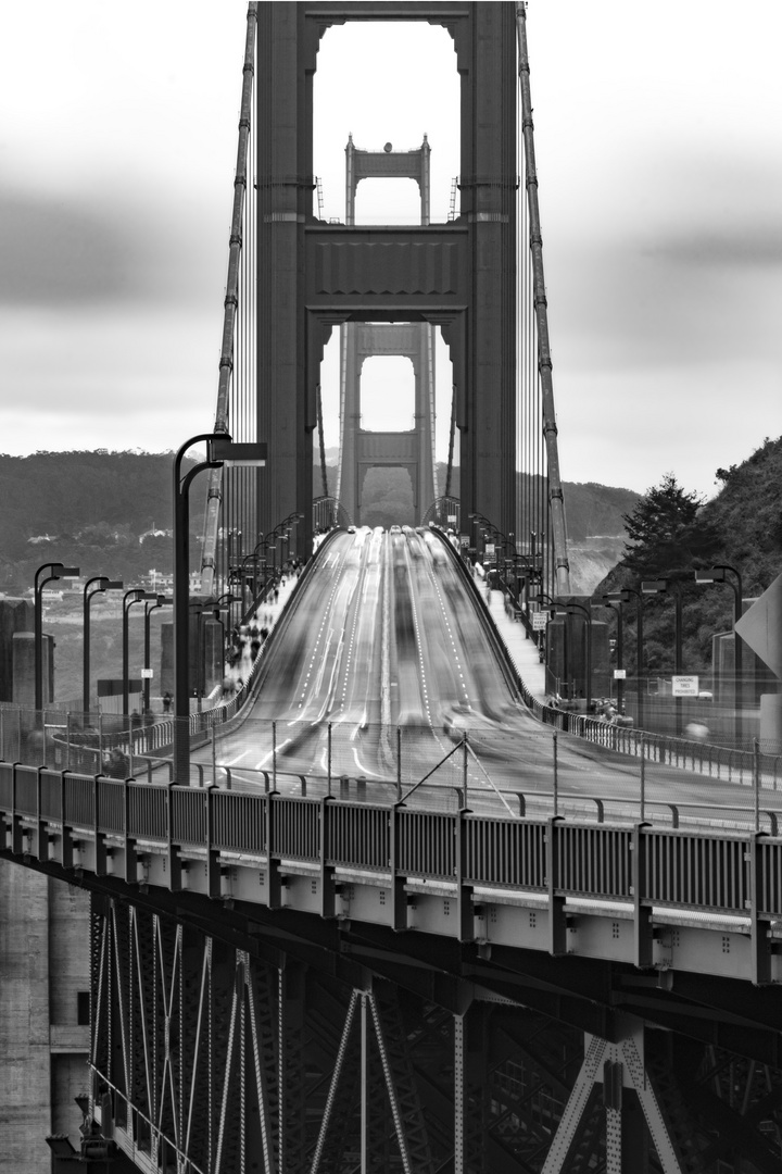 Golden Gate Bridge 'In Motion'