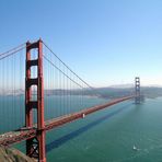 Golden Gate Bridge vor San Francisco Skyline
