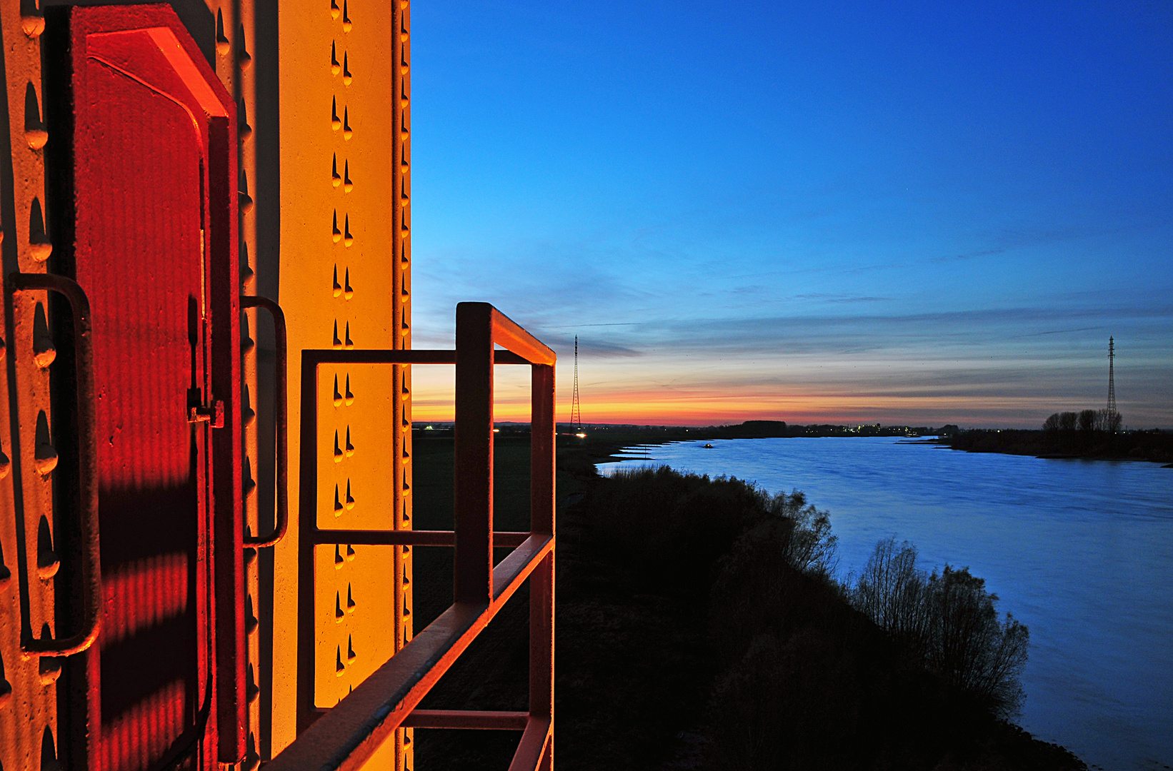 Golden-Gate-Brücke des Niederrheins in Emmerich