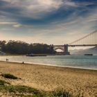 Golden Gate mit Fort Point vom Crissy Field aus