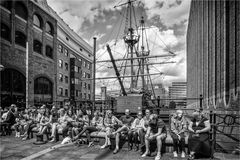 Golden Hinde