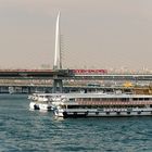 GOLDEN HORN METRO BRIDGE