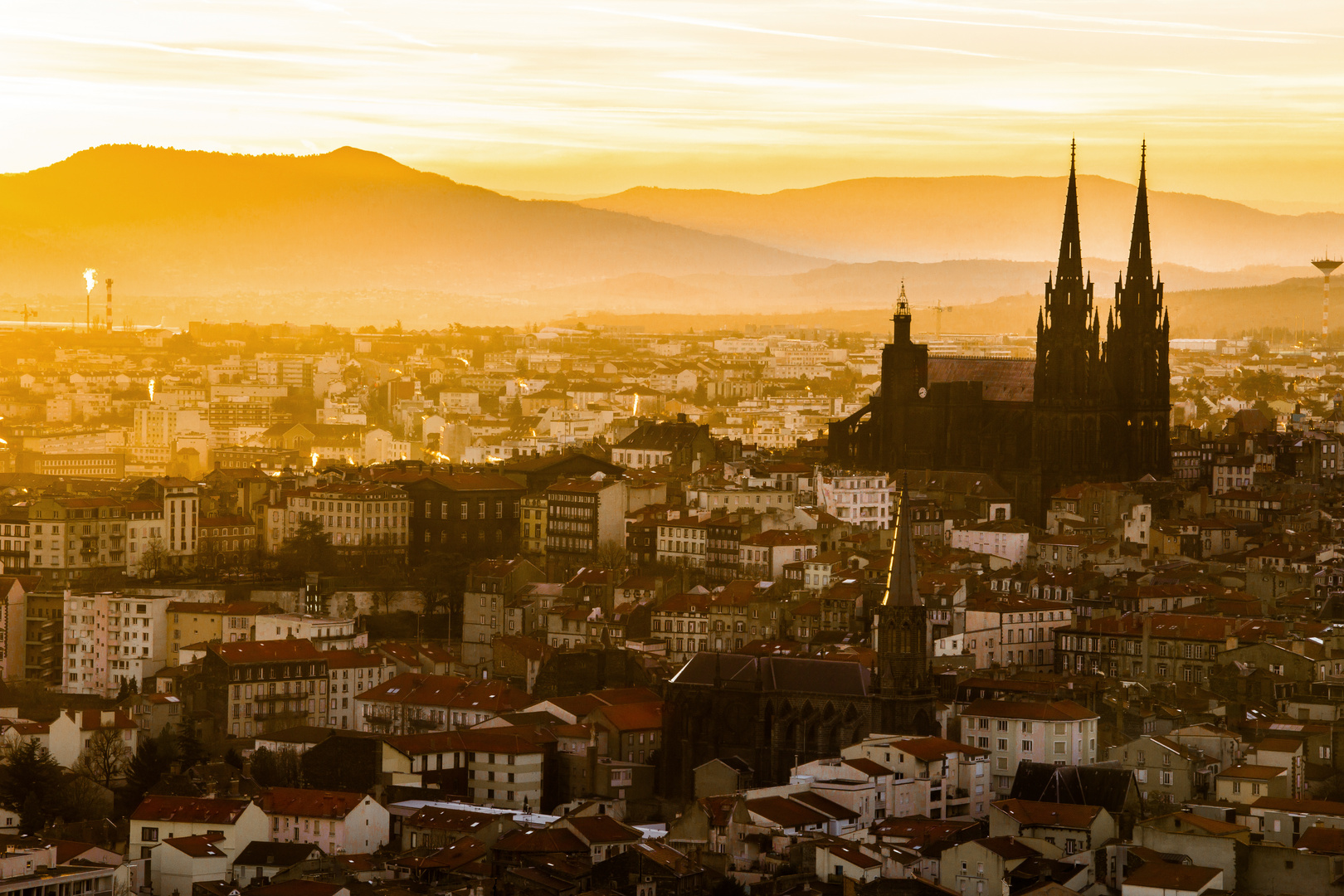 Golden Hour sur Clermont-Ferrand