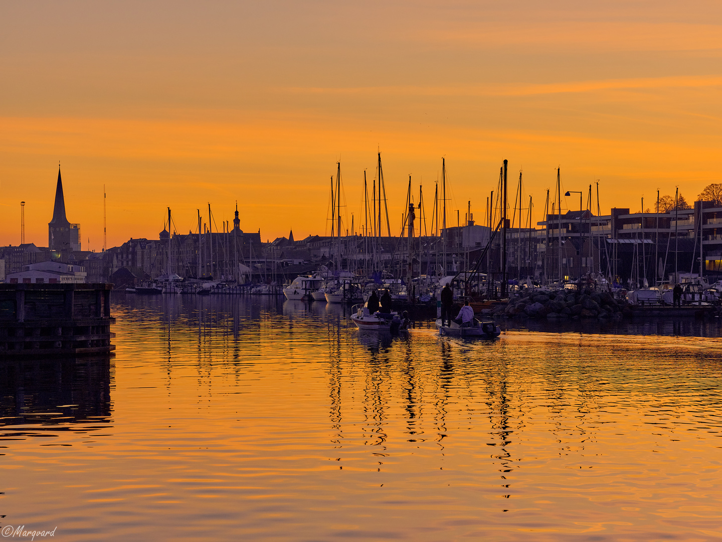 'Golden Hour' über Aarhus Hafen, Dänemark