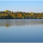 --Golden Oktober neben Stadtsee---