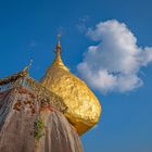 Golden Rock mit Elefantenwolke