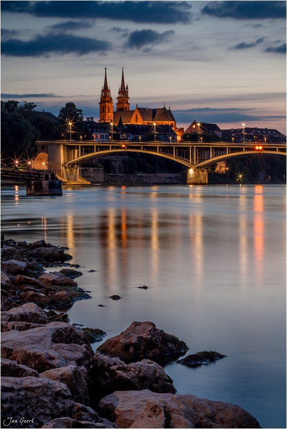 Golden Wettstein Bridge