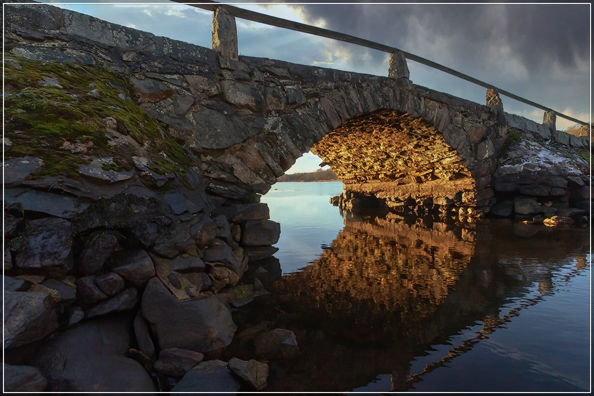 ... goldene Brücke ...