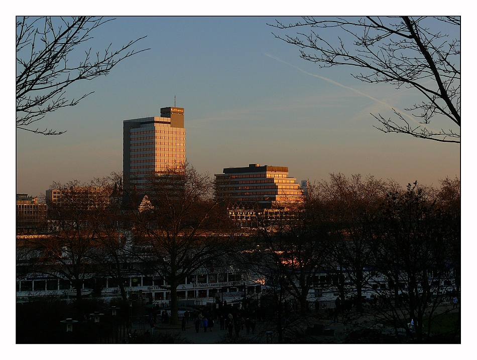 goldene Fenster (2) ...