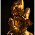 Goldene Figuren