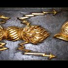 Goldene Helme und Scarabs