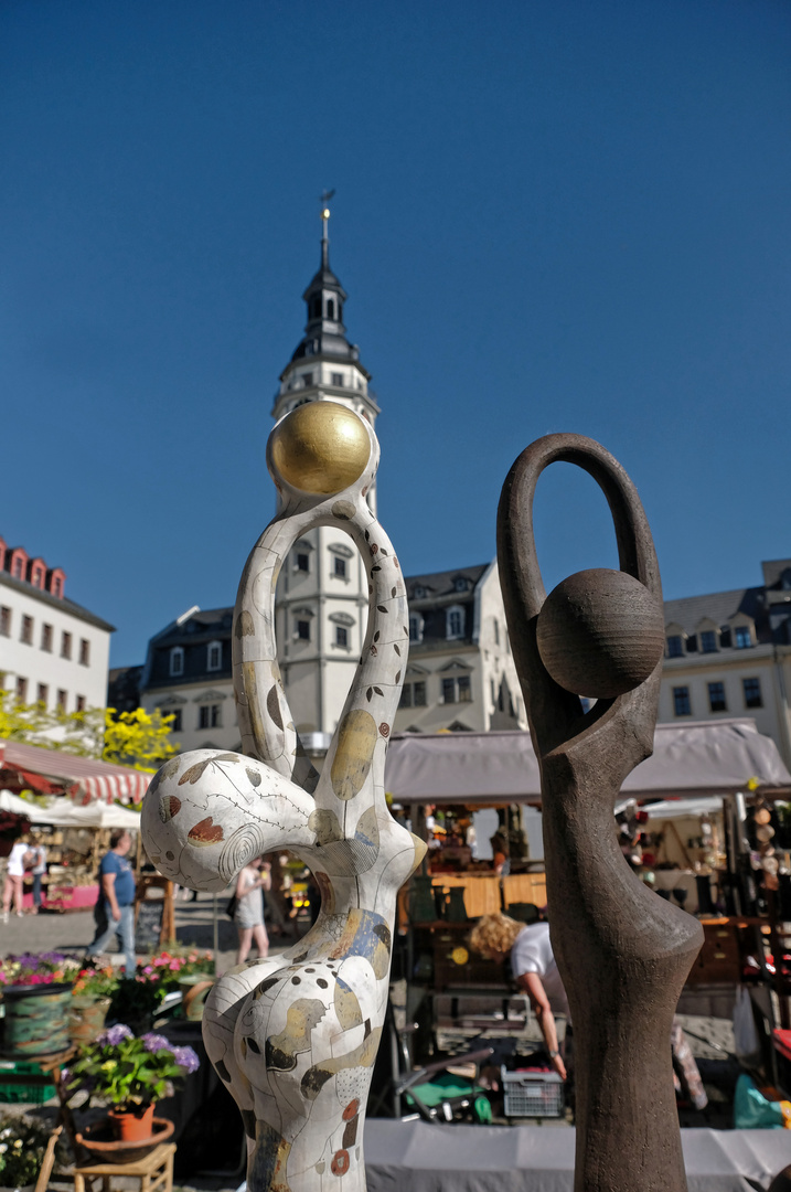 "Goldene Kugel im historischen Rathausturm" Töpfermarkt Gera Ende Mai