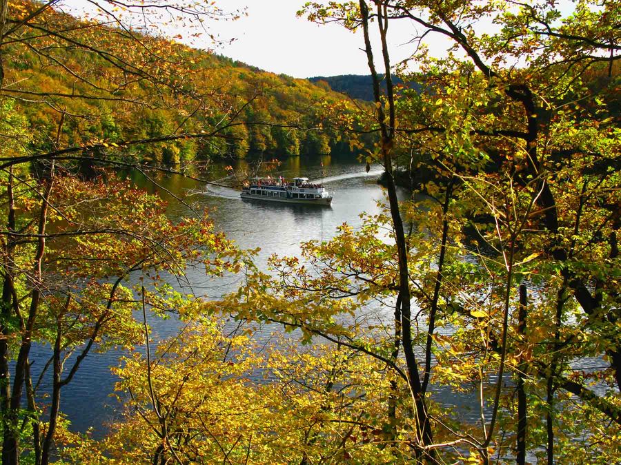 Goldene Oktobertage Urftsee Foto & Bild  jahreszeiten, herbst, dies u.das! Bilder auf fotocommunity