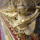 Goldene Statuen in Bangkok