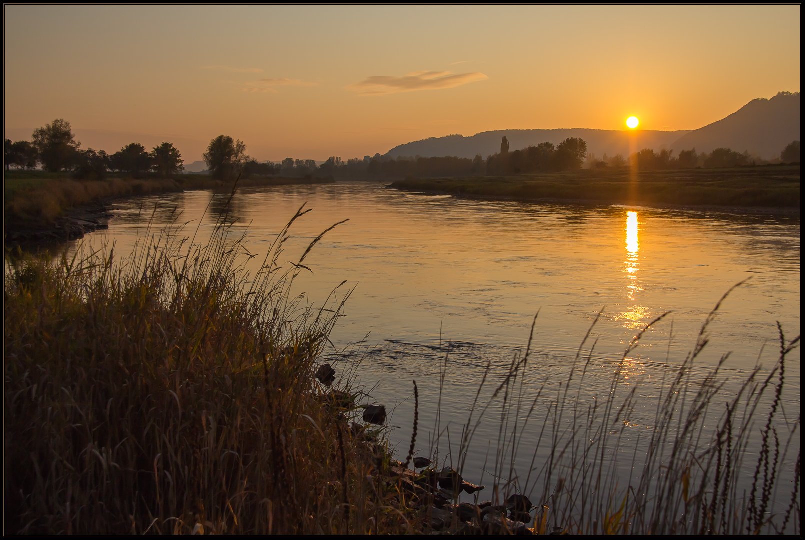 Goldene Stunde am Weserfluss...