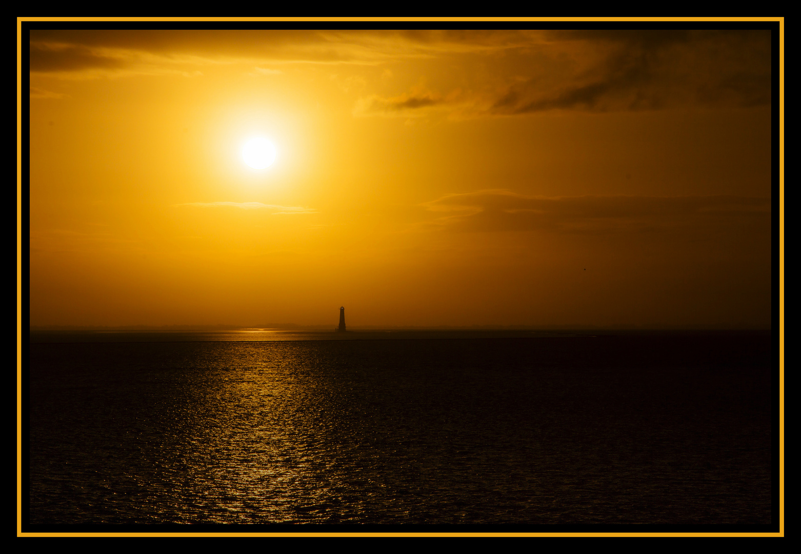 Goldene Stunde auf dem Meer