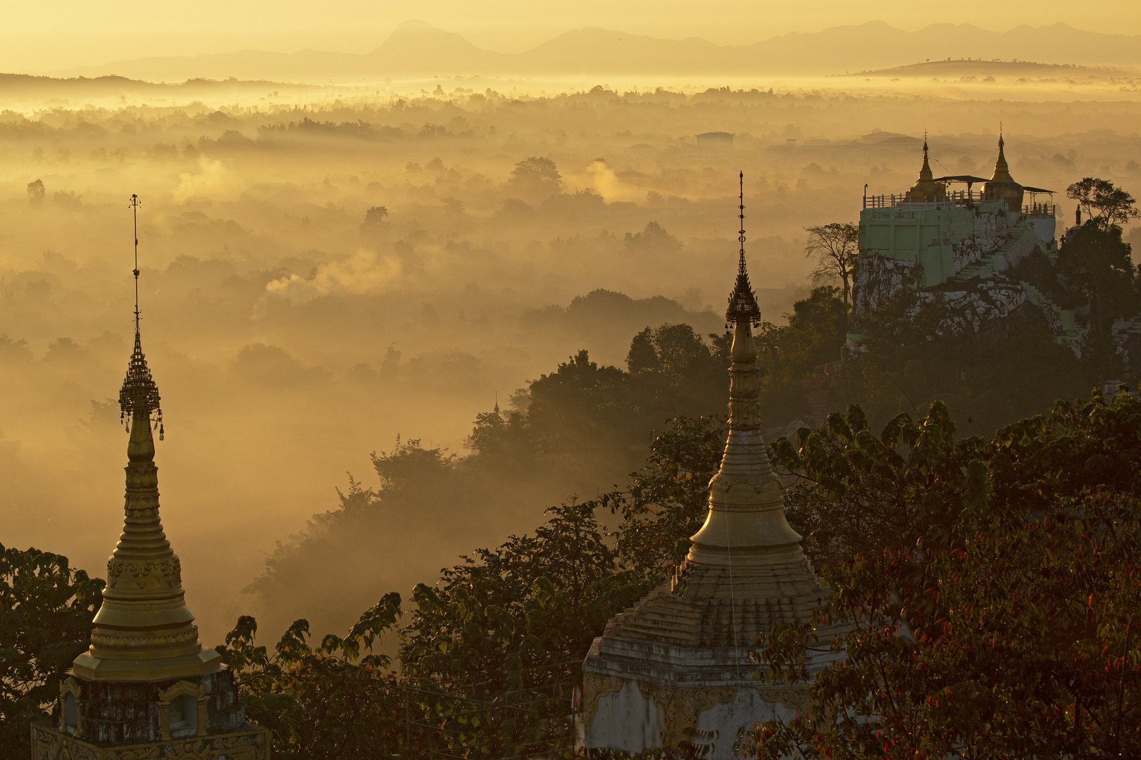 Goldene Tempel Loikaw