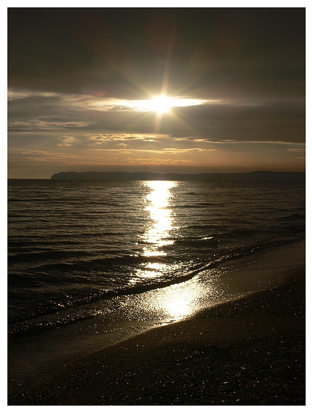 Goldene Wintersonne auf Rügen