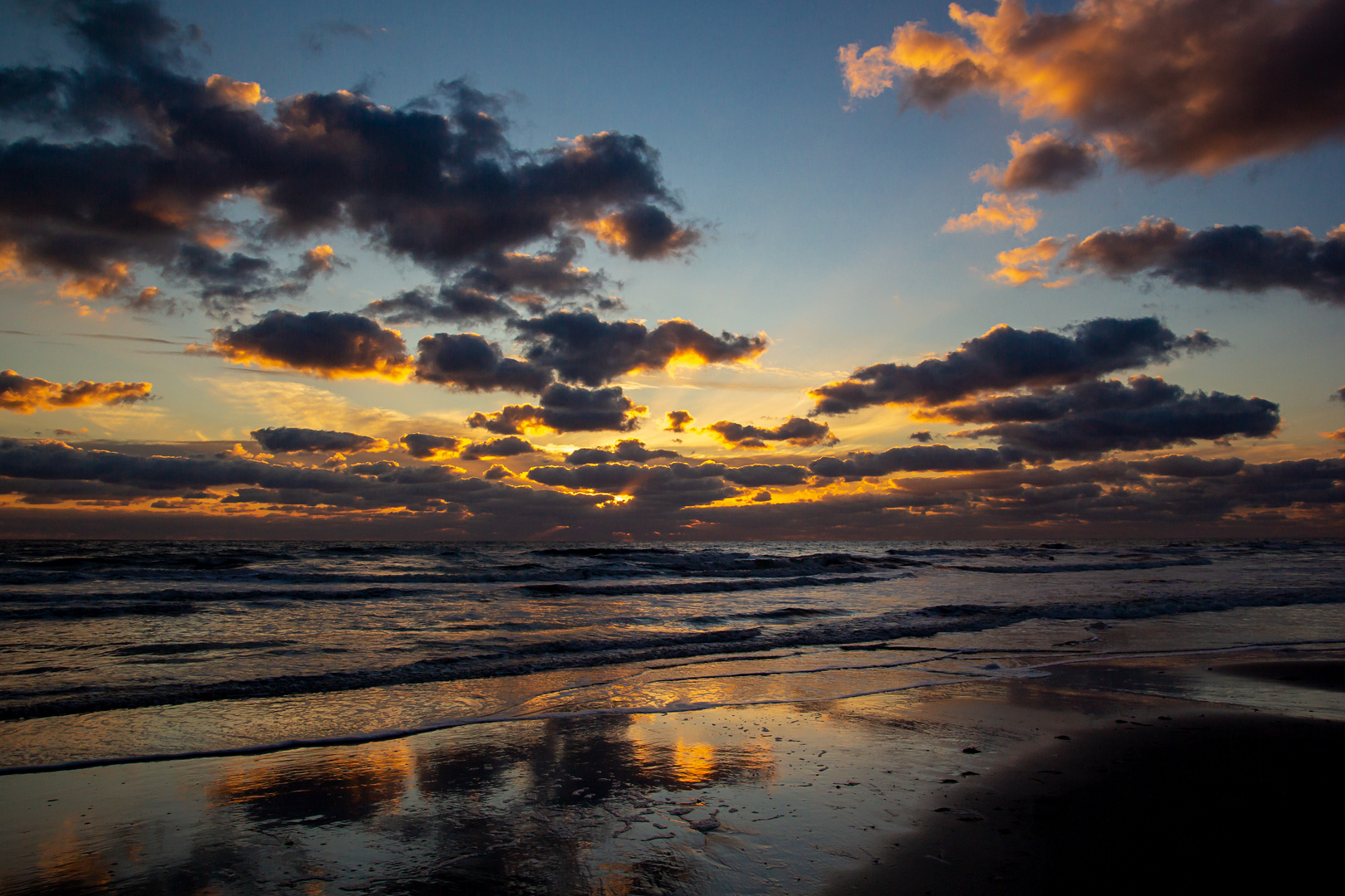 Goldene Wolken