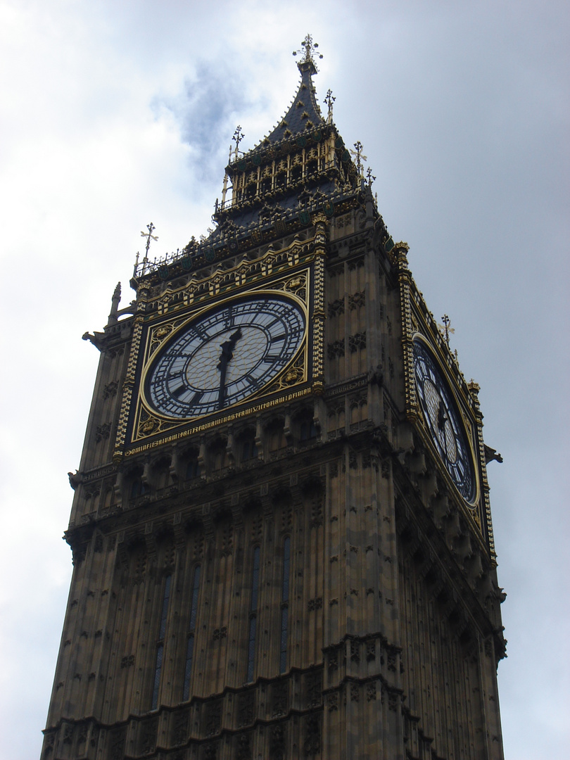 Goldene Zeiten - Uhr im Elizabeth Tower