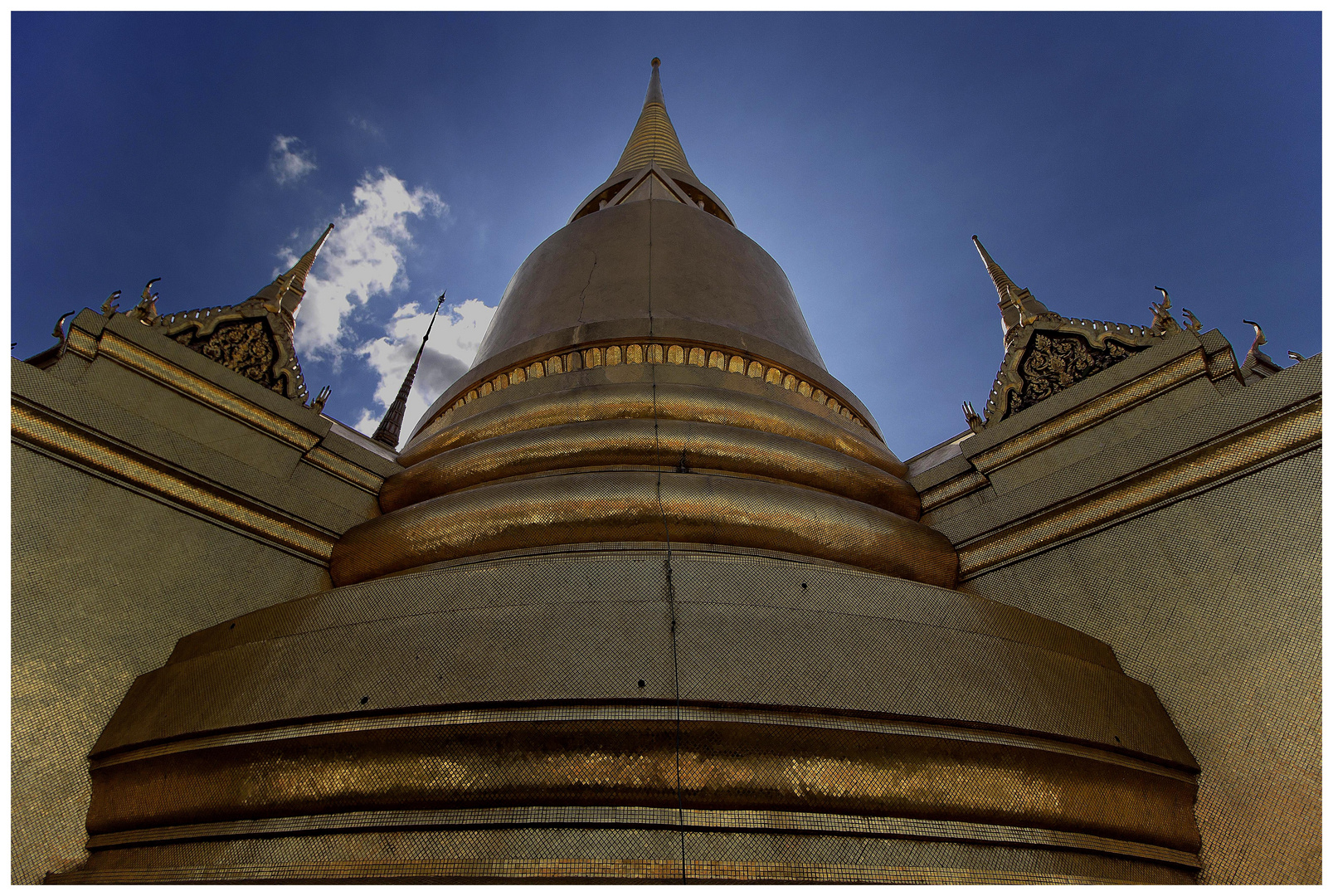 Goldener Chedi im Grand Palace Bangkok