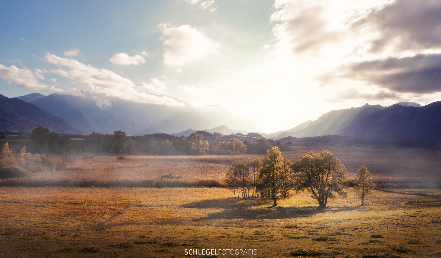 GOLDENER HERBST