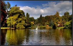 goldener herbst im elisabethpark in bad liebenstein