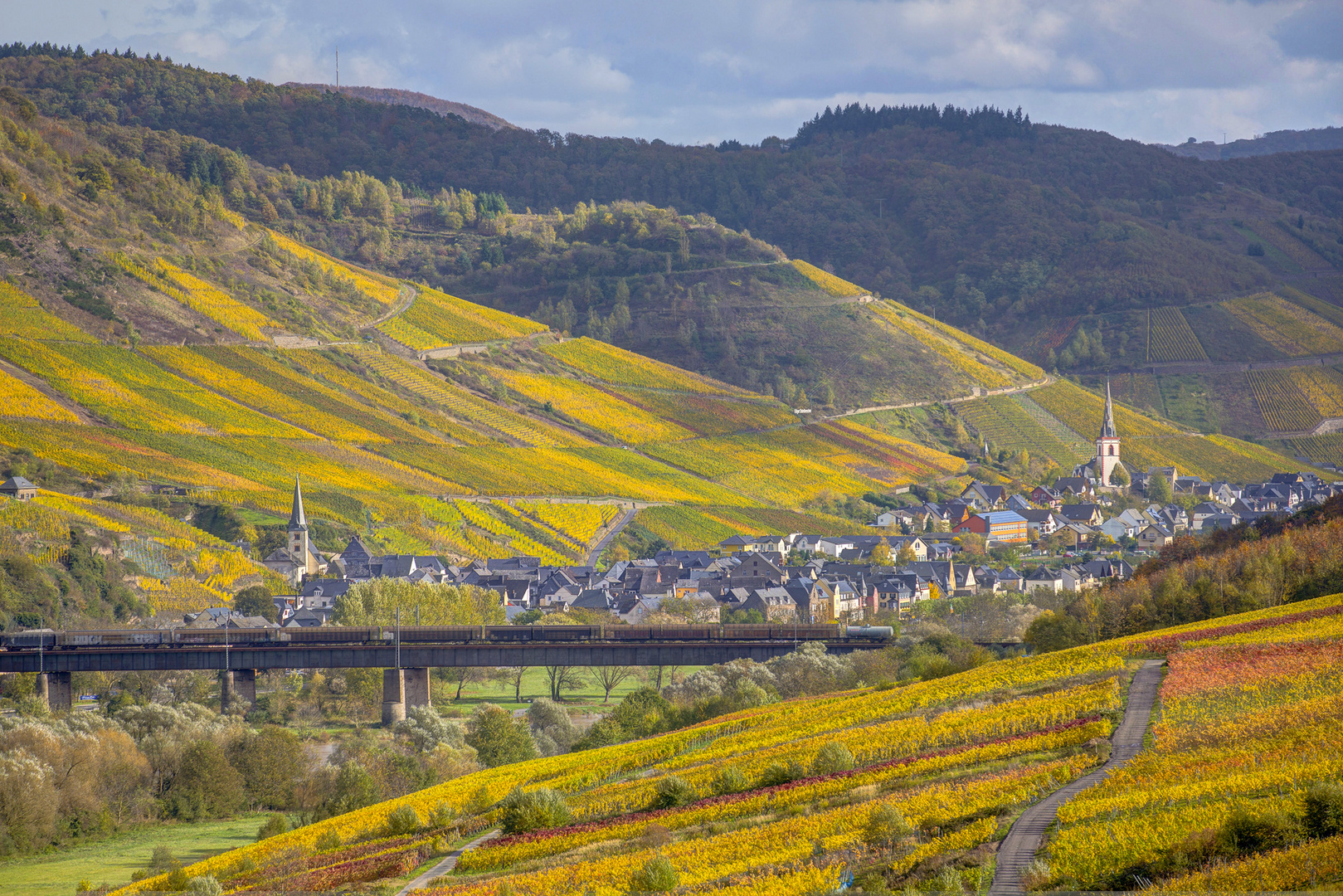 Goldener Herbst in Ediger-Eller