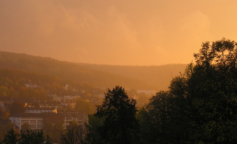 Goldener Himmel