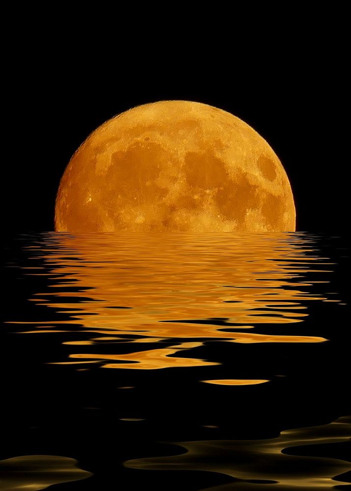 Goldener Mond