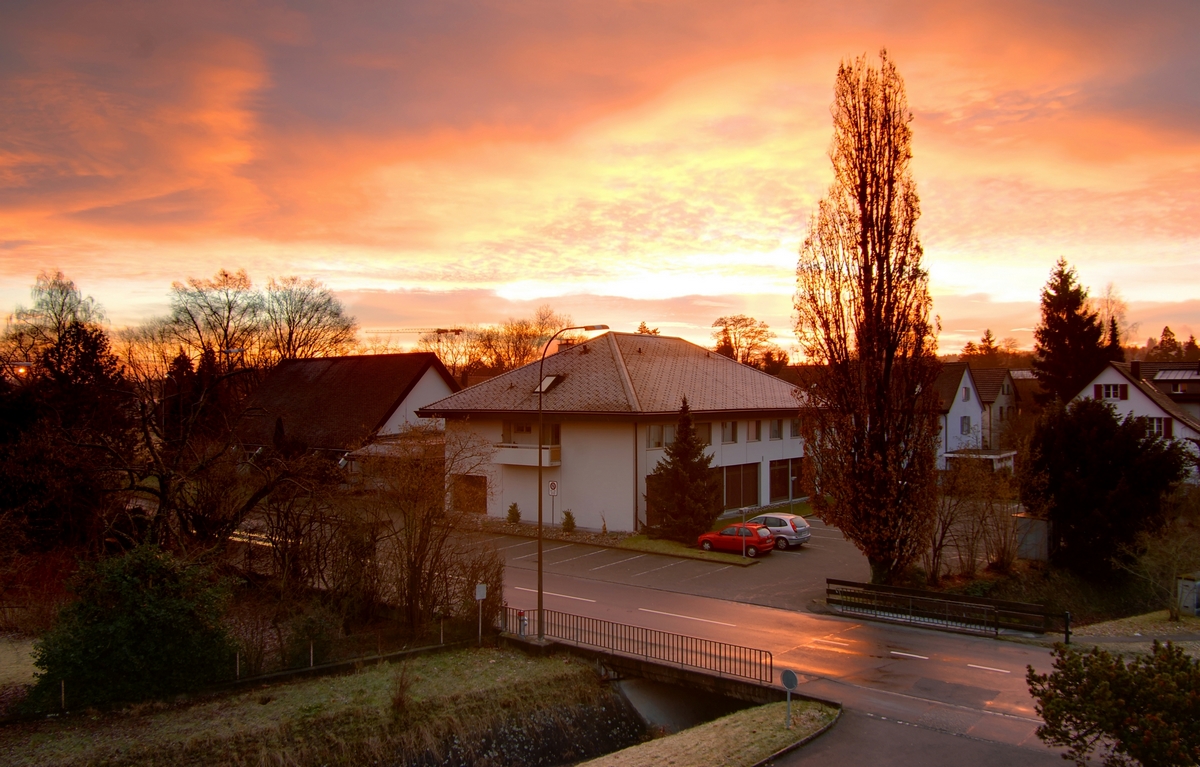 Goldener Morgen über Langenthal