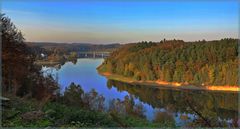 Goldener Oktober an der Wupper-Talsperre