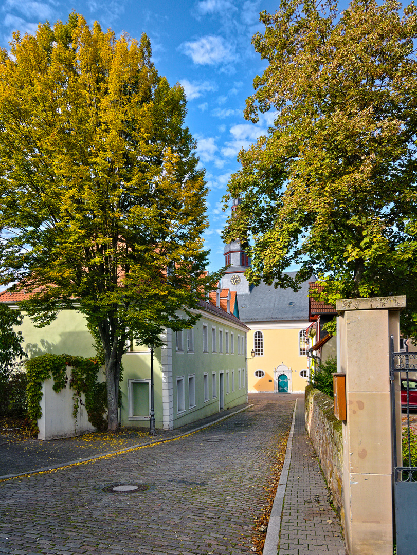 Goldener Oktober in der Alzeyer Amtgasse