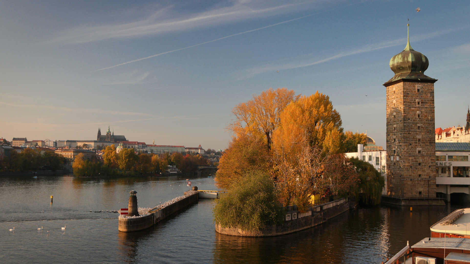 Goldener  Oktober in der goldenen Stadt