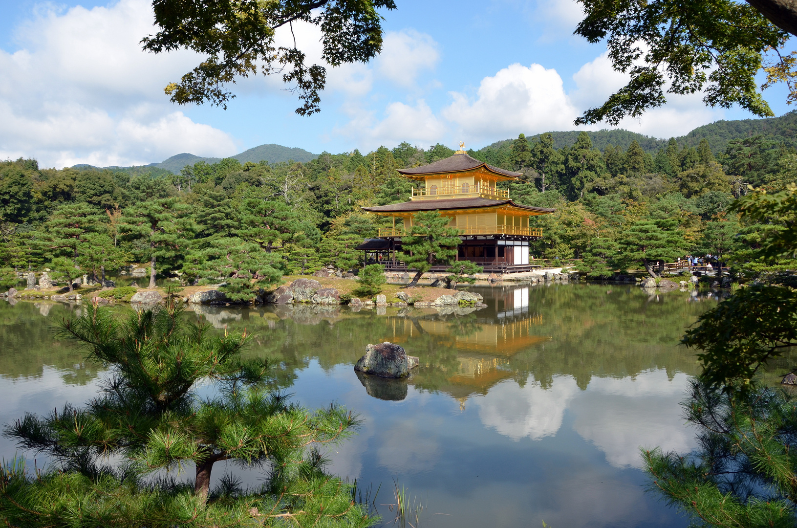 Goldener Pavillon Kinkaku-ji in Kyoto