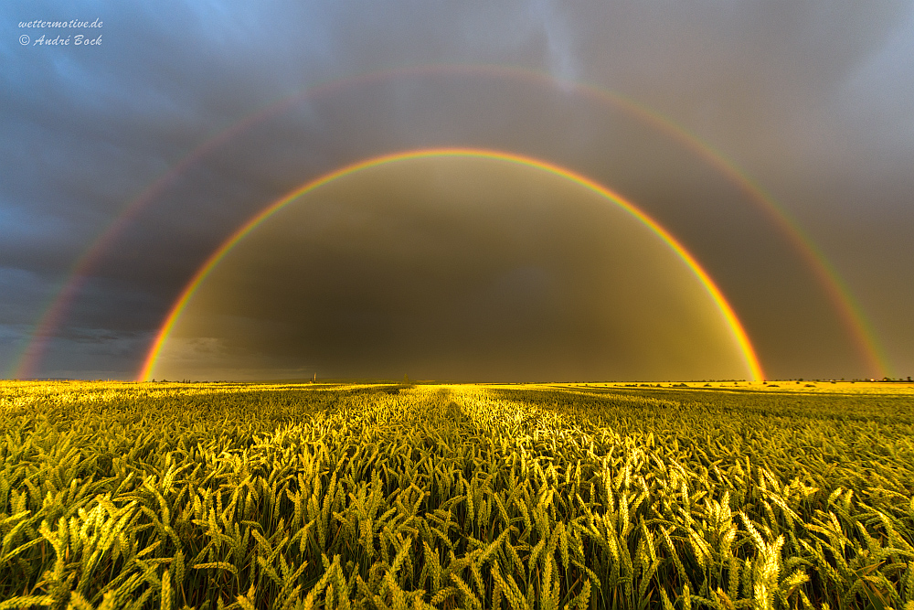 goldener Regenbogen