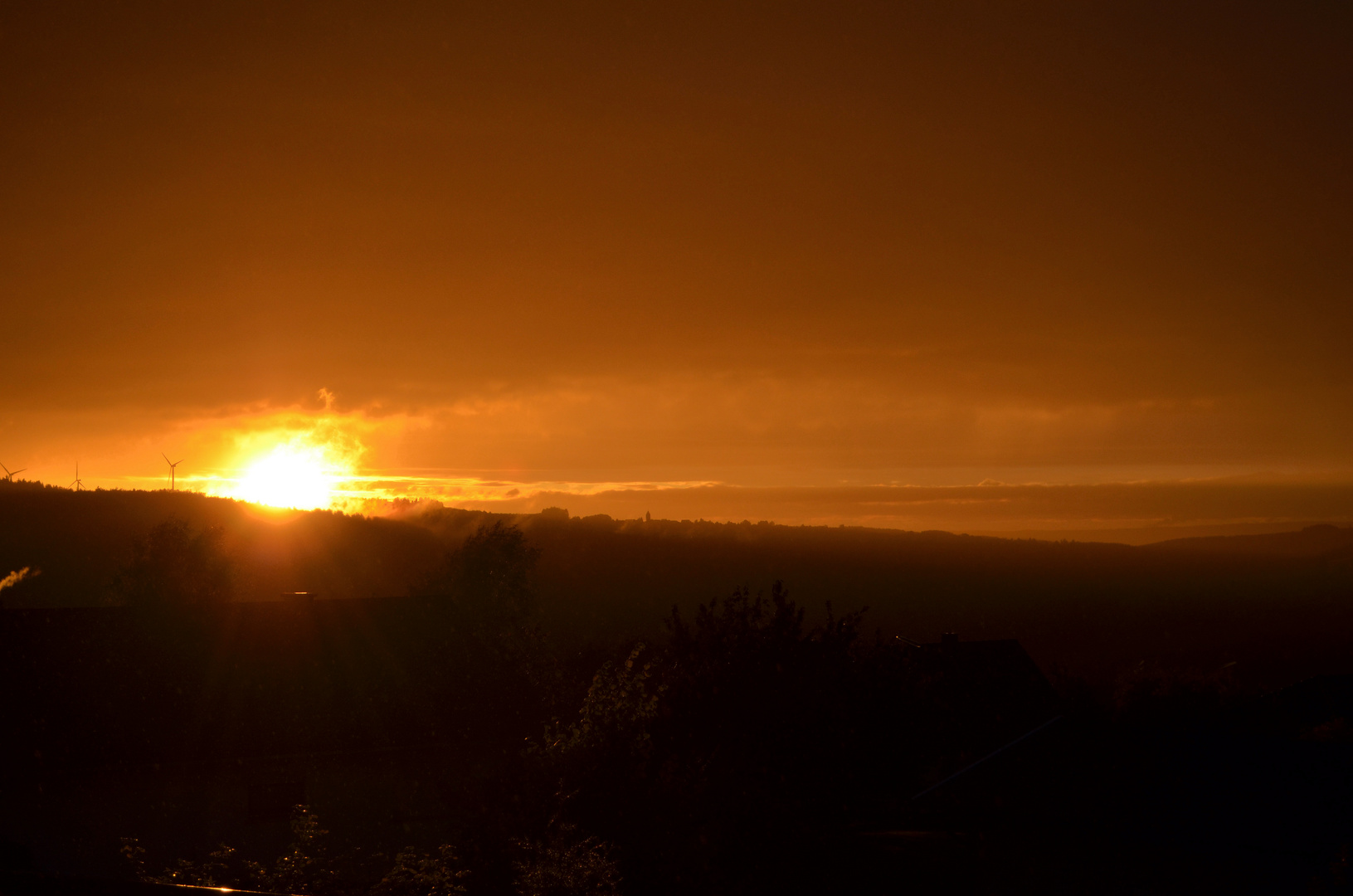 Goldener Sonnenuntergang