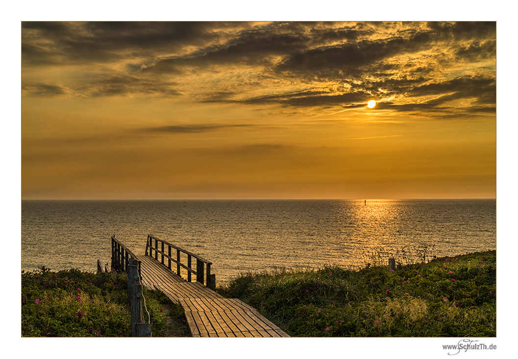 Goldener Sonnenuntergang