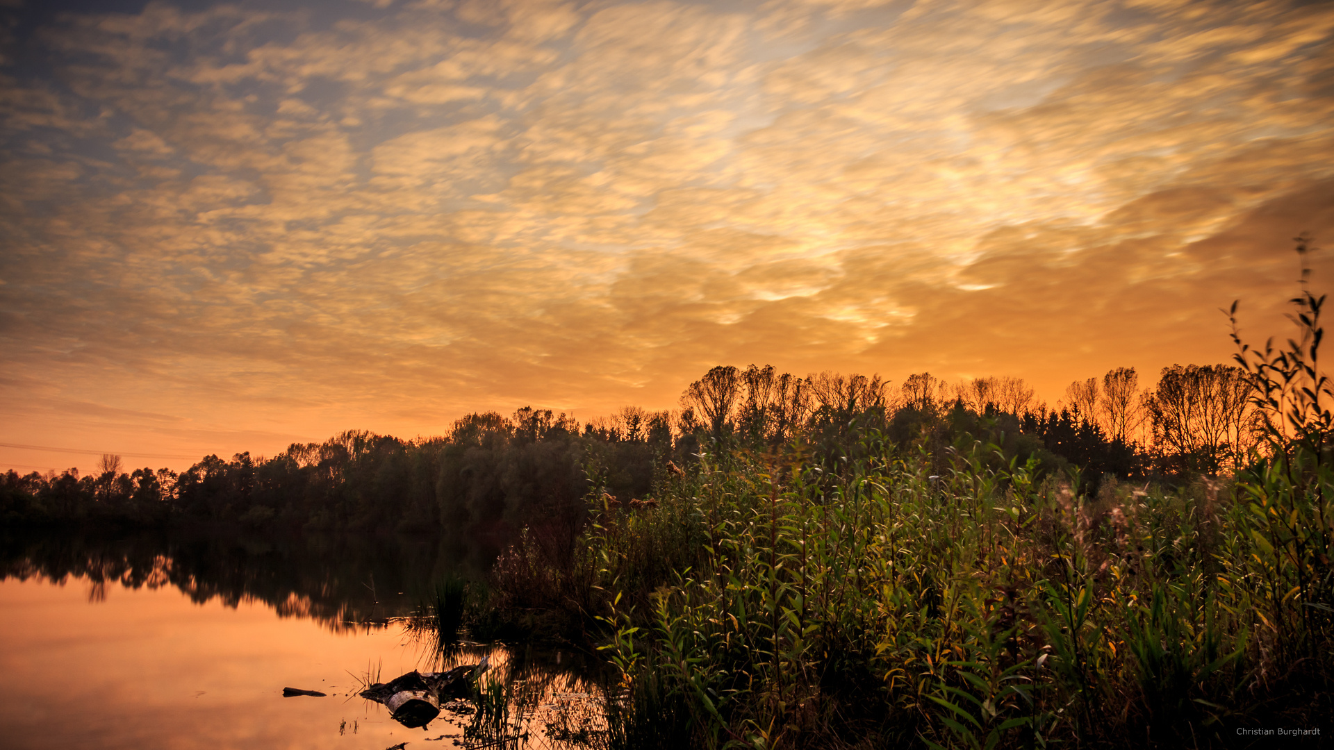 Goldener Sonnenuntergang