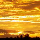 Goldener Sonnenuntergang bei Münchenbernsdorf am Montag 6. August 2012