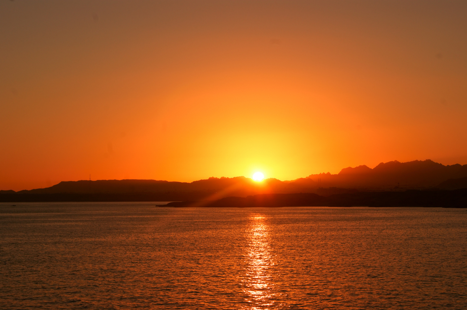 Goldener Sonnenuntergang